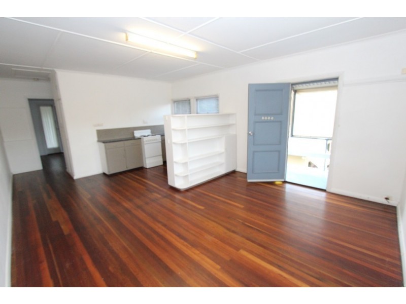 2/16 Mayfield Street, Nambour QLD 4560