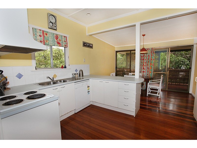 9 Aspland St, Nambour QLD 4560