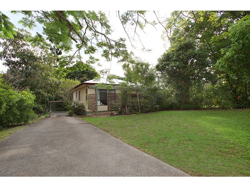 9 Aspland St, Nambour QLD 4560