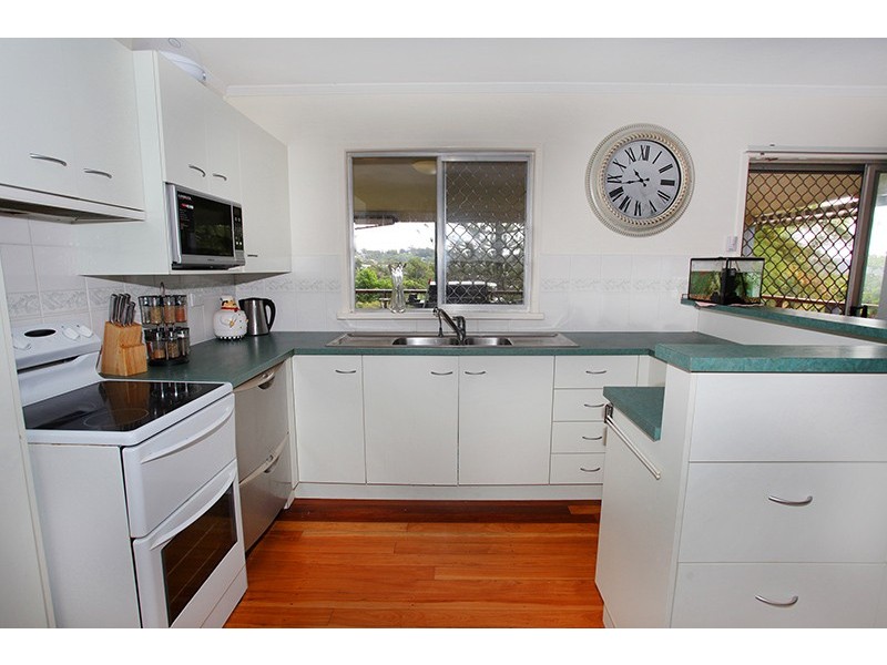 10 Dandenong Street, Burnside QLD 4560
