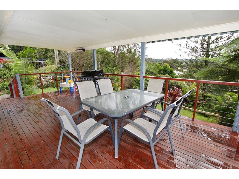 10 Dandenong Street, Burnside QLD 4560