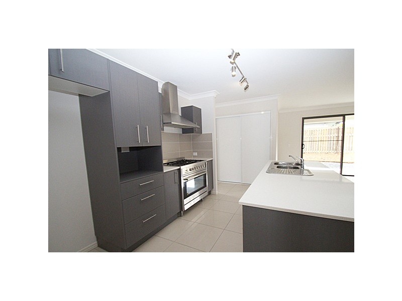 17 Anticipation Close, Nambour QLD 4560