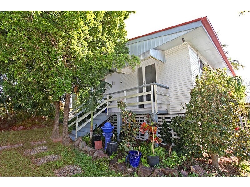 13 Alexandra Avenue, Nambour QLD 4560