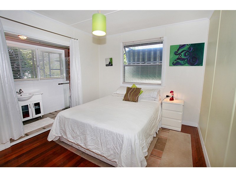 13 Alexandra Avenue, Nambour QLD 4560