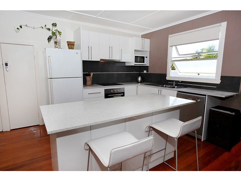 13 Alexandra Avenue, Nambour QLD 4560