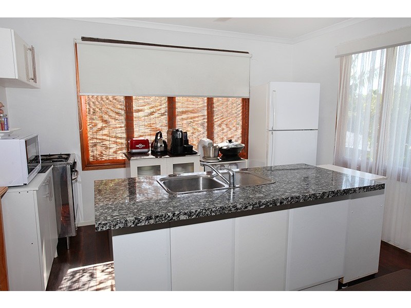 13 Alexandra Avenue, Nambour QLD 4560
