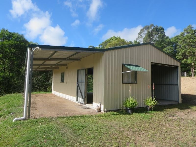 61 De Vere Rd, Kureelpa QLD 4560