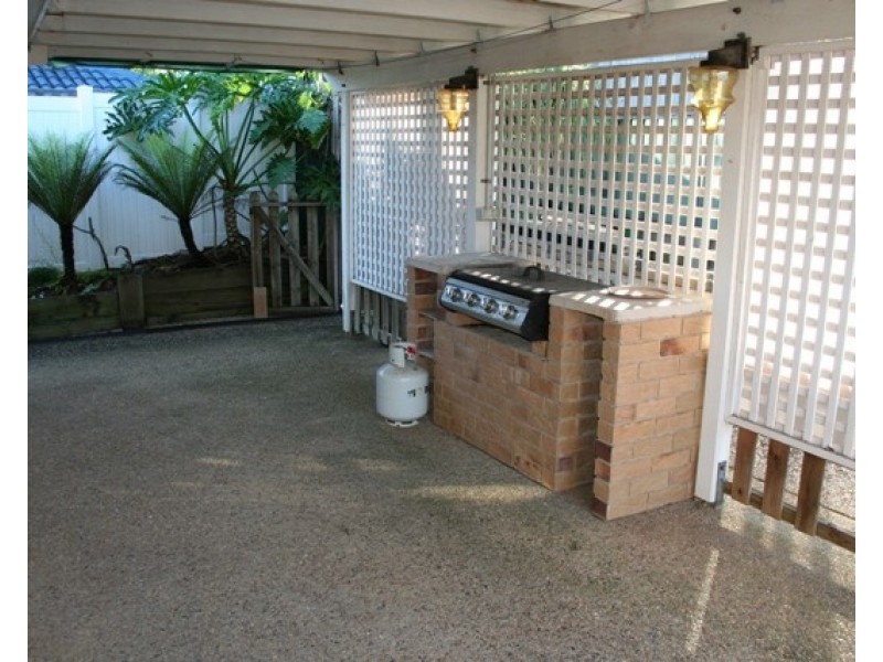 10 Armour Place, Bli Bli QLD 4560