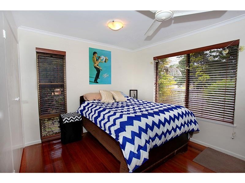 1 Bangalow Street, Highworth QLD 4560