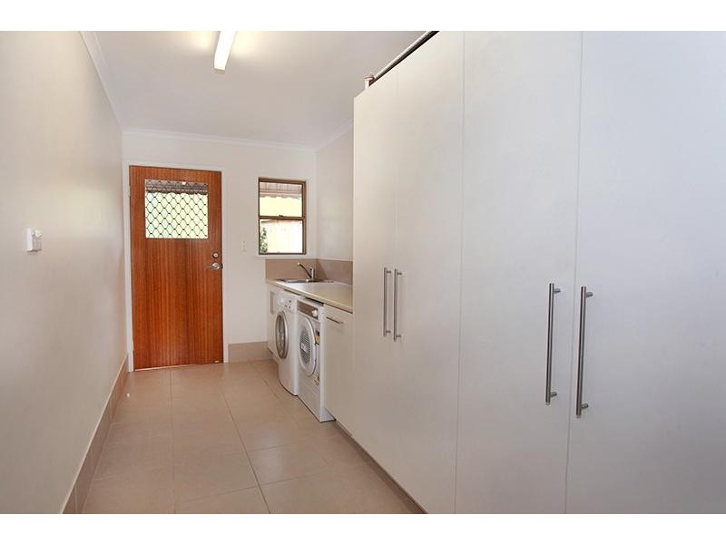 1 Bangalow Street, Highworth QLD 4560