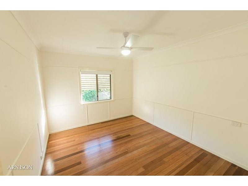 2 Mount Pleasant Rd, Nambour QLD 4560