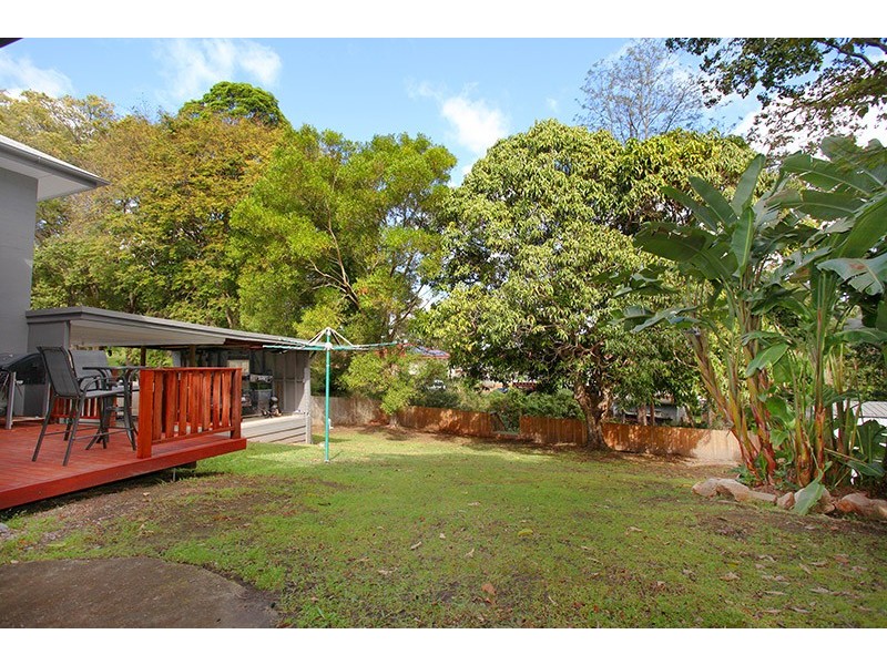 11 Mount Pleasant Rd, Nambour QLD 4560