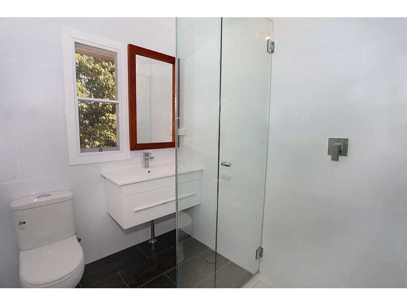 11 Mount Pleasant Rd, Nambour QLD 4560