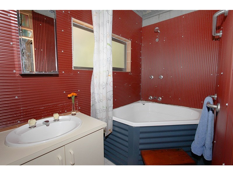 19 Tamarin Dve, Mapleton QLD 4560