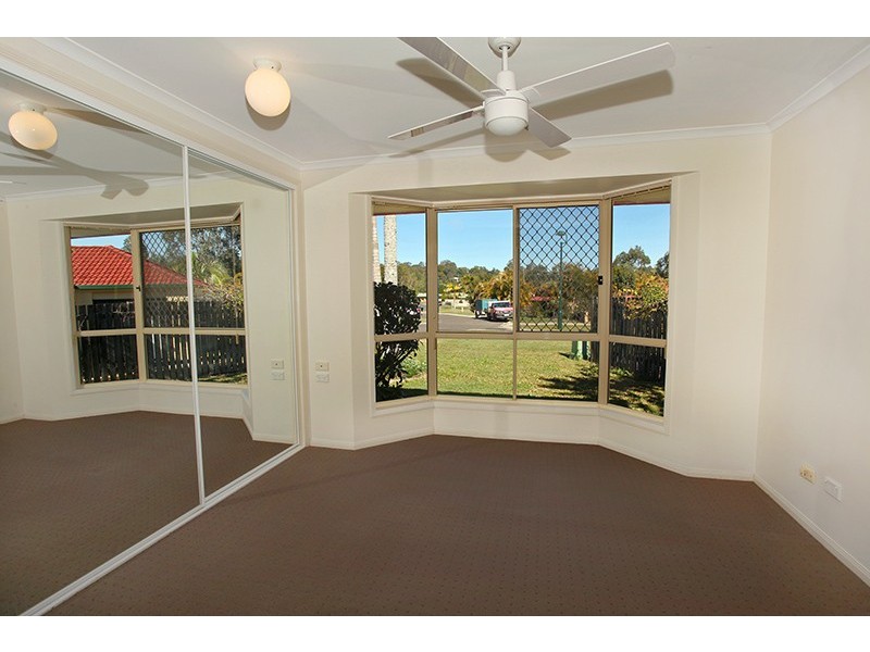 1 Fernlea Street, Burnside QLD 4560