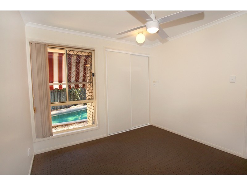 1 Fernlea Street, Burnside QLD 4560