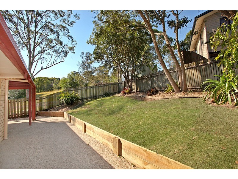 1 Fernlea Street, Burnside QLD 4560