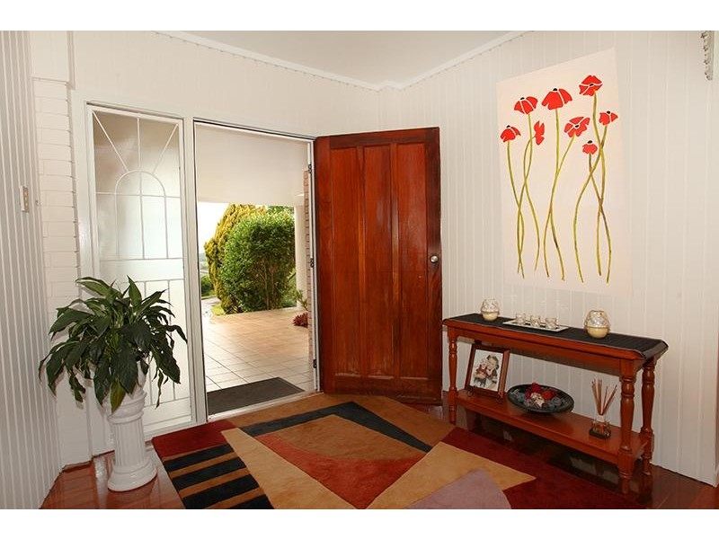 13 Bambaroo Cl, Nambour QLD 4560