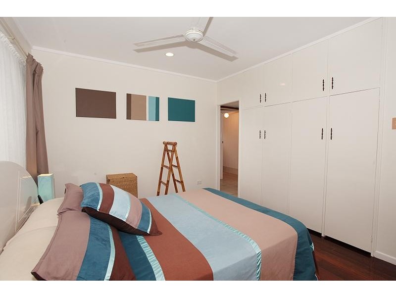 13 Bambaroo Cl, Nambour QLD 4560