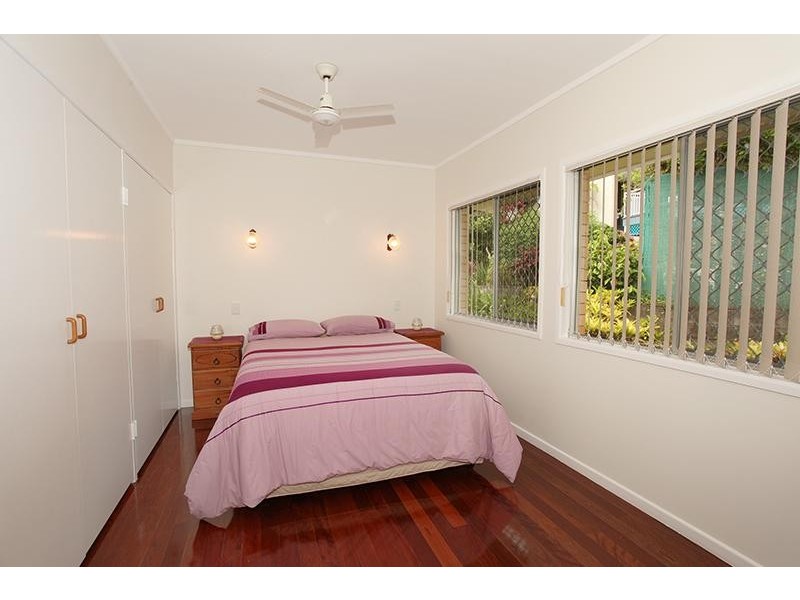 13 Bambaroo Cl, Nambour QLD 4560