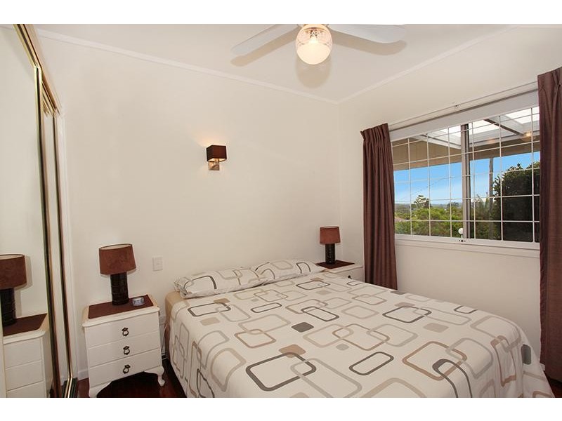 13 Bambaroo Cl, Nambour QLD 4560