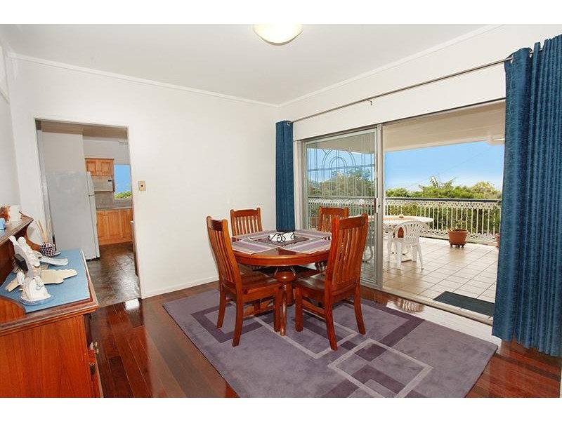 13 Bambaroo Cl, Nambour QLD 4560