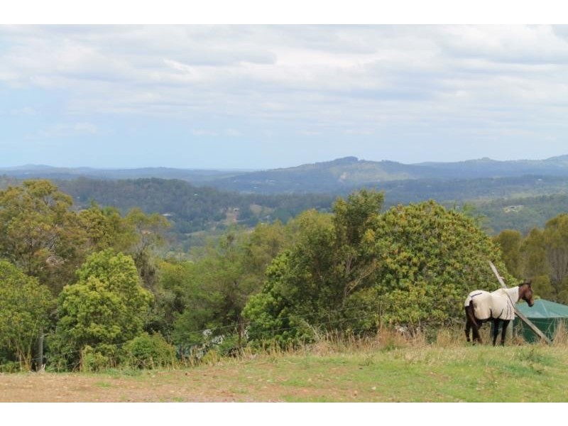 68 Welks Ridge Road, Towen Mountain QLD 4560
