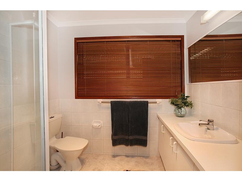 4 Paradise Place, Nambour QLD 4560