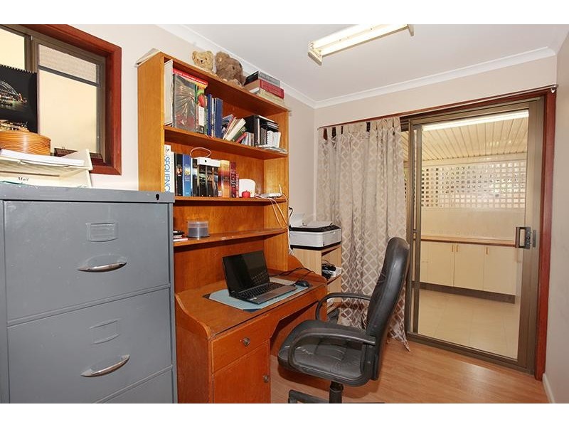 4 Paradise Place, Nambour QLD 4560