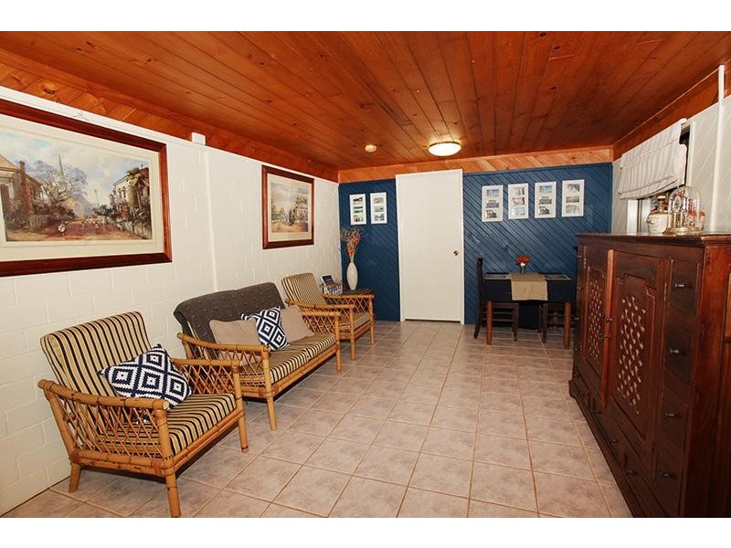 4 Paradise Place, Nambour QLD 4560