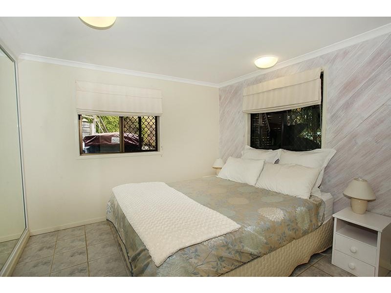 4 Paradise Place, Nambour QLD 4560