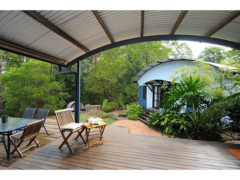 8 Leigha Place, Kureelpa QLD 4560