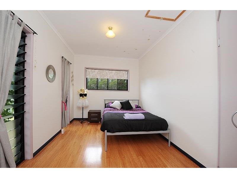 8 Leigha Place, Kureelpa QLD 4560