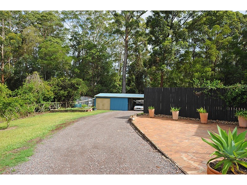 8 Leigha Place, Kureelpa QLD 4560