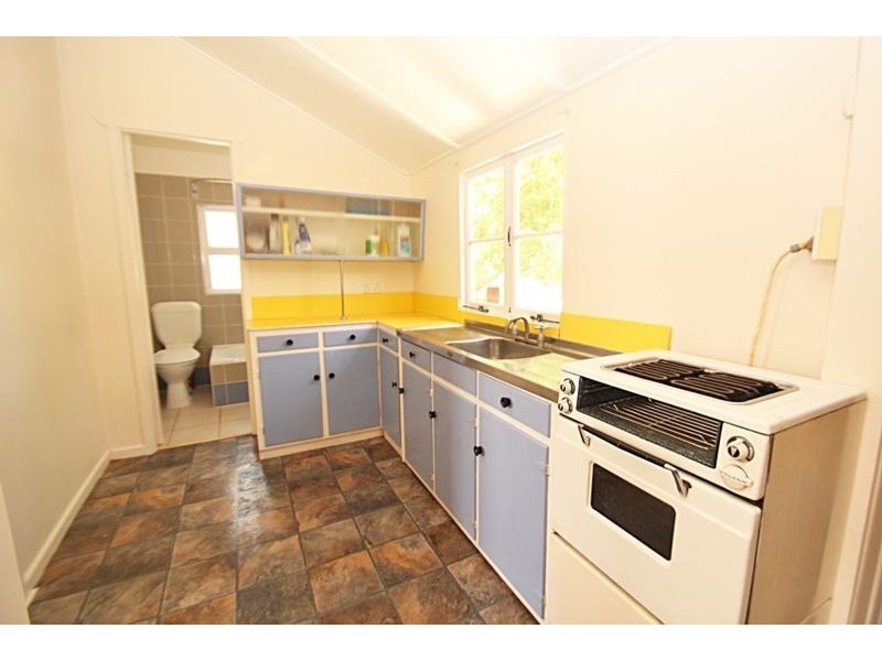 2/51 William Street, Nambour QLD 4560