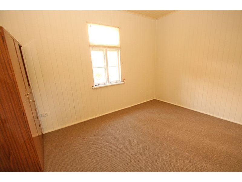 2/51 William Street, Nambour QLD 4560