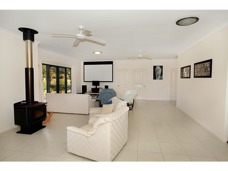 25B ANGUS CRESCENT, Kureelpa QLD 4560