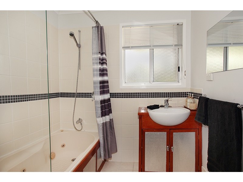 17 Kokoda Avenue, Bli Bli QLD 4560