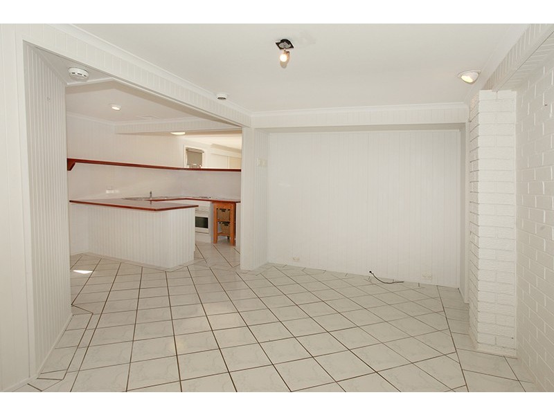 17 Kokoda Avenue, Bli Bli QLD 4560