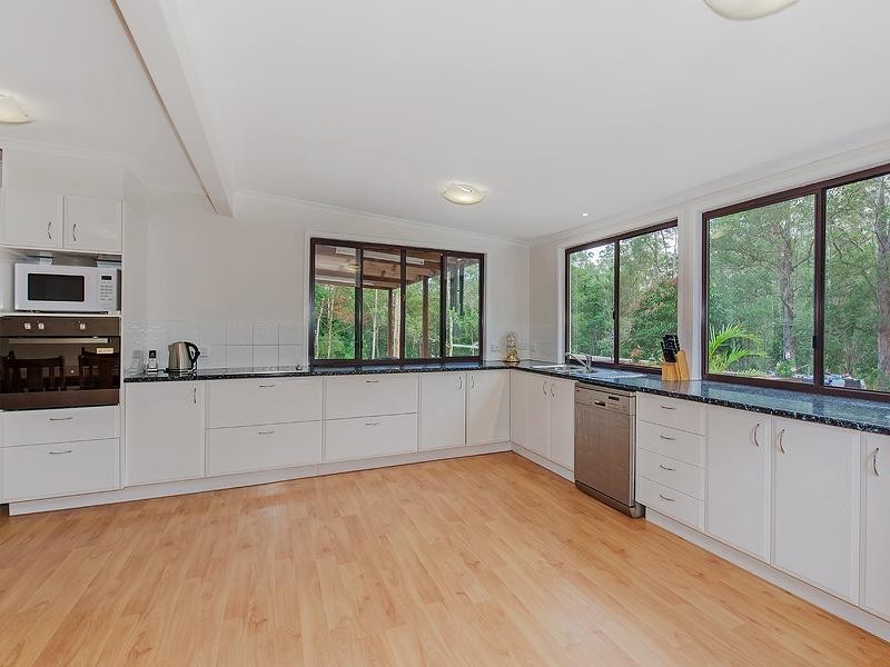 14 Laburnum Grove, Parklands QLD 4560