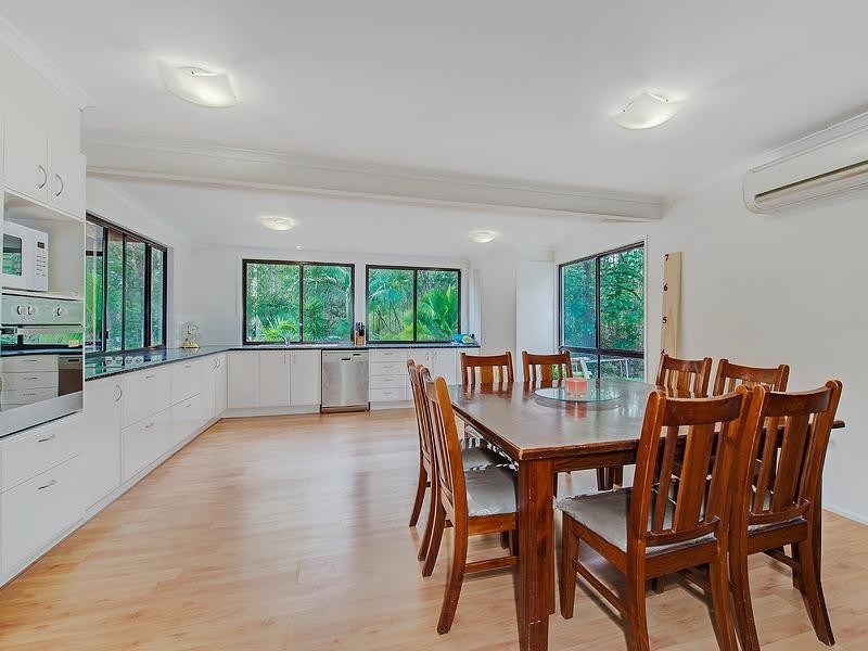 14 Laburnum Grove, Parklands QLD 4560