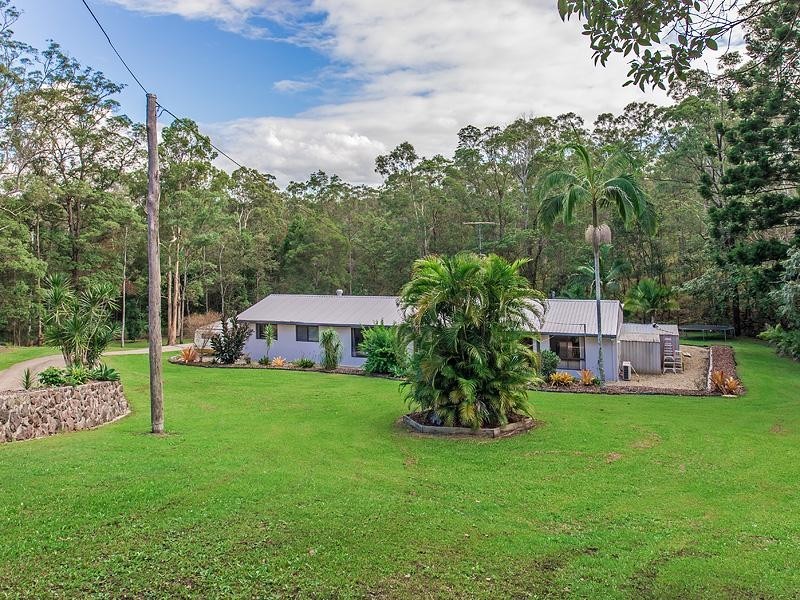 14 Laburnum Grove, Parklands QLD 4560