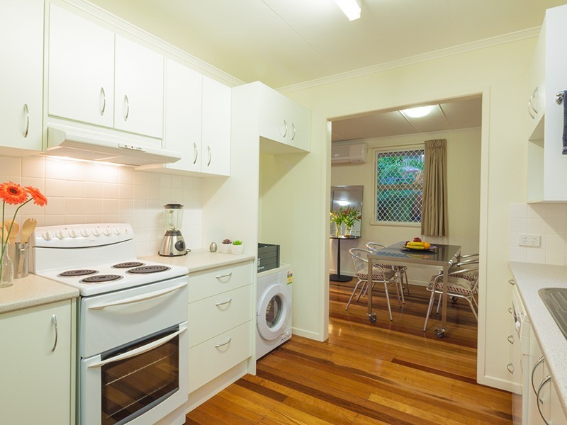 4 Coes Creek road, Burnside QLD 4560