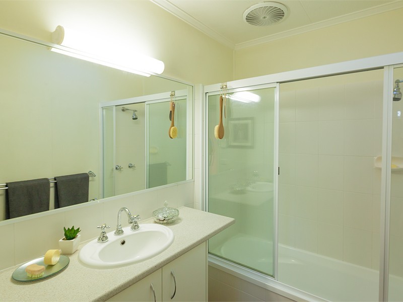 4 Coes Creek road, Burnside QLD 4560