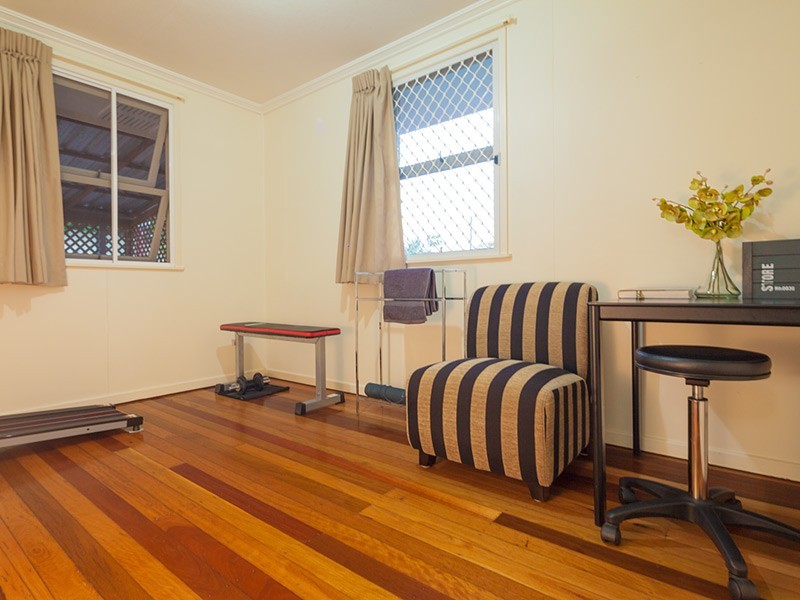 4 Coes Creek road, Burnside QLD 4560