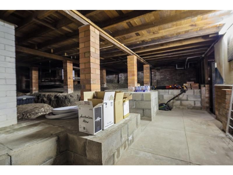 4 Coes Creek road, Burnside QLD 4560