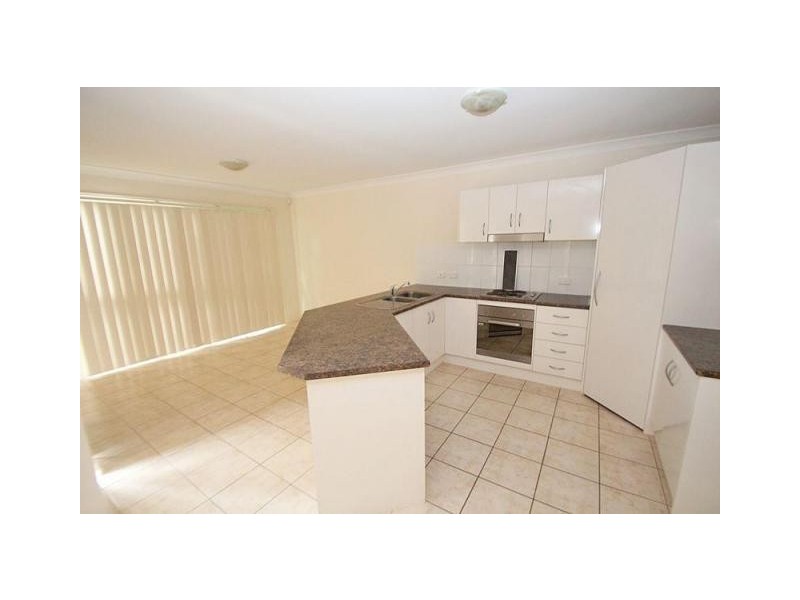 10/14-16 Bade Street, Nambour QLD 4560