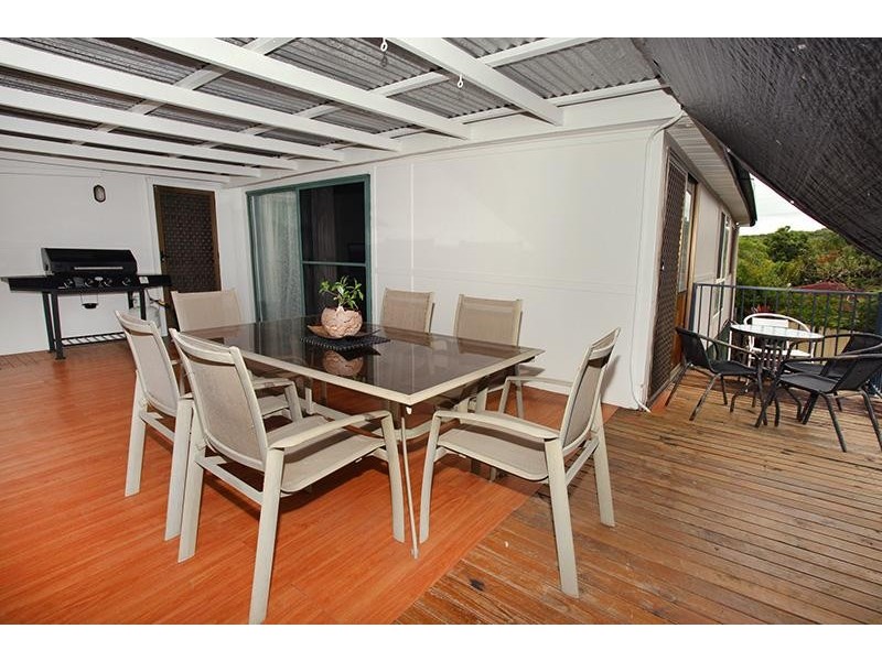 2 Coes Creek Road, Burnside QLD 4560