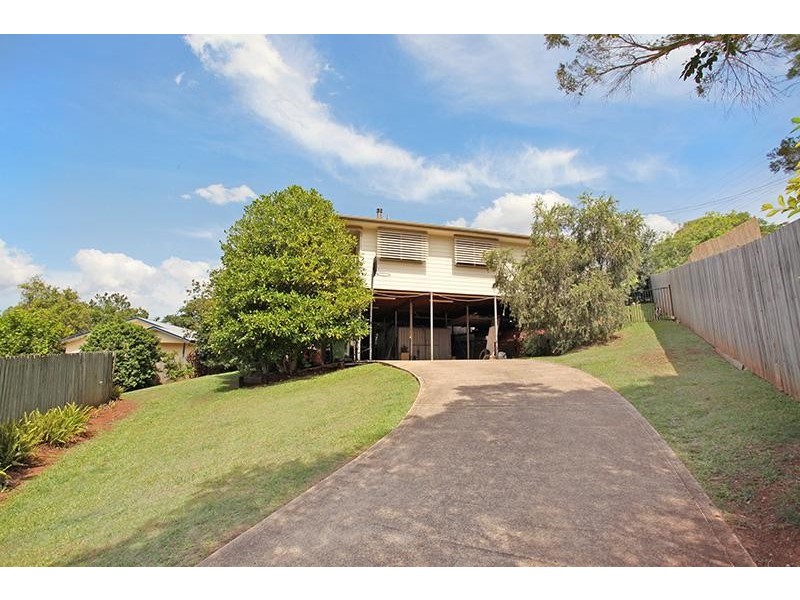 12 Kings Place, Burnside QLD 4560