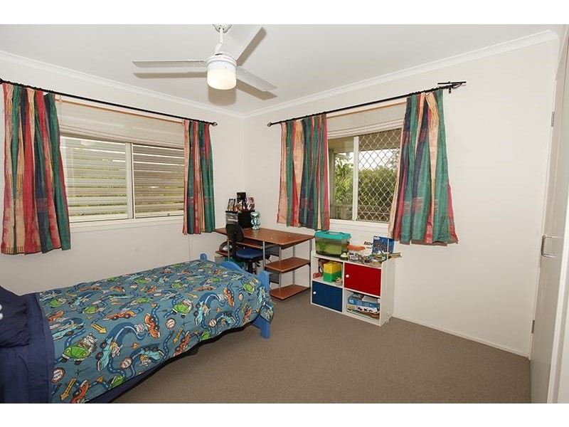 12 Kings Place, Burnside QLD 4560